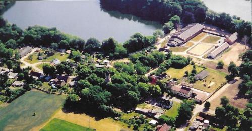 Alt Zeschdorf Maison | Pension Am Seeberg