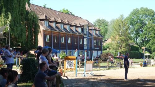 Alt Zeschdorf Maison | Pension Am Seeberg