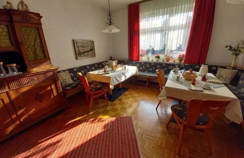 Reinhardshausen Appartement | Pension Bitter