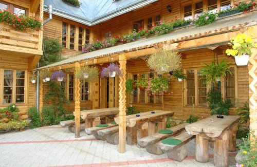 Vatra Moldovitei Maison | Pension Crizantema