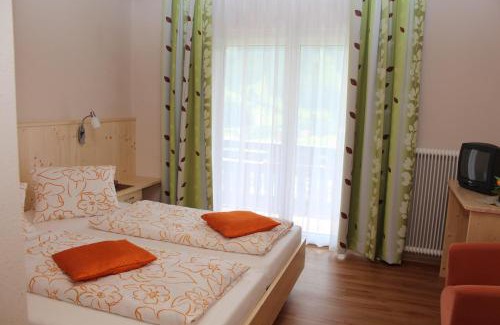 Gnesau Sonnleiten Appartement | Pension & Ferienwohnung Sonnleiten