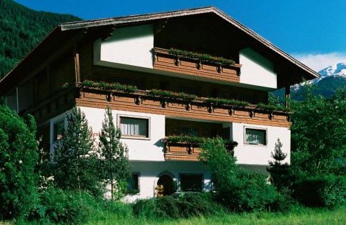 Landeck Hôtel | Pension Garni Gemse