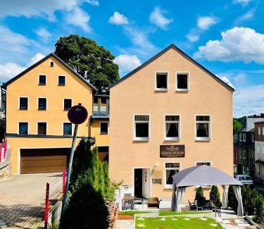 Adorf Hôtel | Pension Goldenes Vogtland