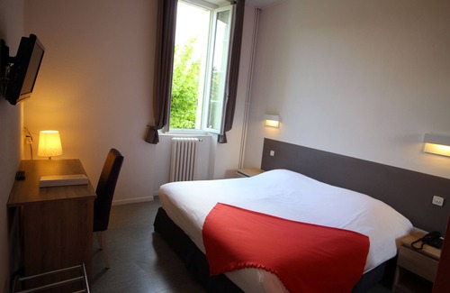 Lamalou-les-Bains Appartement | Hôtel pension à 30 mètres de la cure thermale