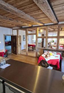 Uehlingen-Birkendorf Maison | Pension Kaiserhaus
