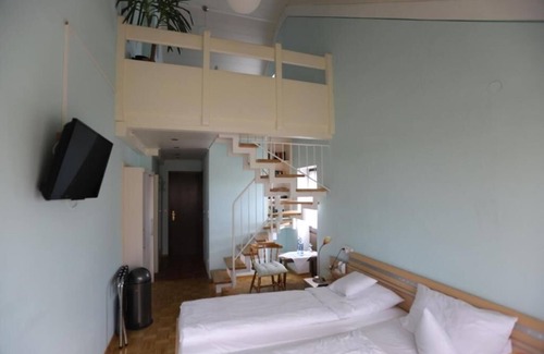 Thanstein Maison | Pension Krämerhof Kulz