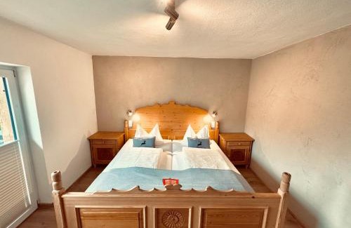 Reutte Hôtel | Pension Kreuzeck - Dein Glücksplatz am Lech