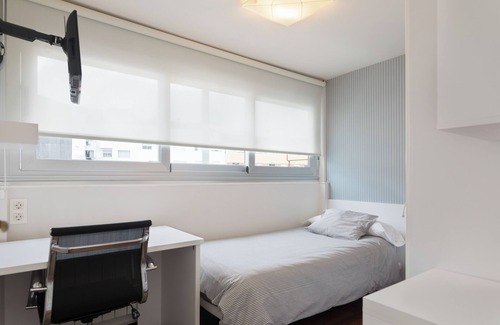 El Ensanche Zona Nuova Maison | Pension Residencia F&F