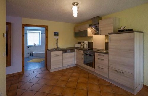 Bad Brambach Appartement | Pension 'Schmidt' with Lake View, Private Terrace and Wi-Fi