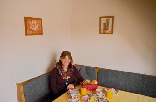 Bad Goegging Appartement | Pension Schneider, Ferienwohnung