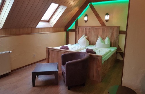 Burg Maison | Pension zum Holzpantoffelmacher