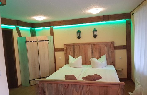 Burg Maison | Pension zum Holzpantoffelmacher
