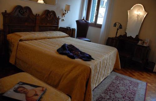 Dorsoduro Hôtel | Pensione Accademia - Villa Maravege