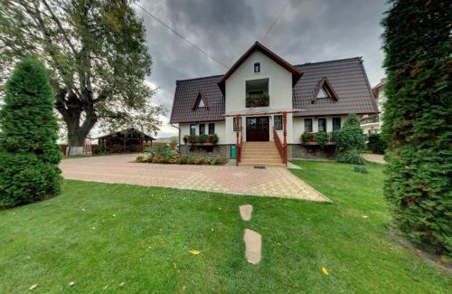 Comanesti Maison | Pensiunea Cabana Soimul