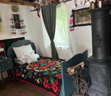 Hateg Maison | Pensiunea Casa Cezara