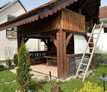 Hateg Maison | Pensiunea Casa Cezara