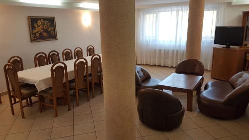 Manastirea Humorului Maison | Pensiunea Floare de Iris