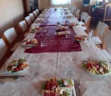 Bradu Maison | Pensiunea Iza