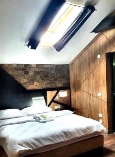 Turcinesti Maison | Pensiunea Luminita