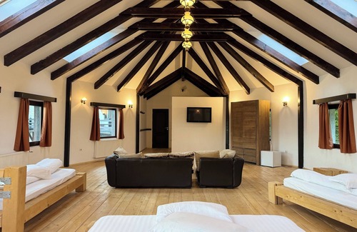 Dorna Candrenilor Maison | Pensiunea Poiana Izvoarelor