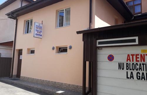 Piatra Neamt Maison | Pensiunea Red Rock