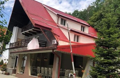 Bocsa Maison | Pensiunea Stejarul