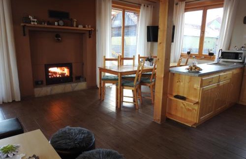 Danesti Maison | Pensiunea Szeptember
