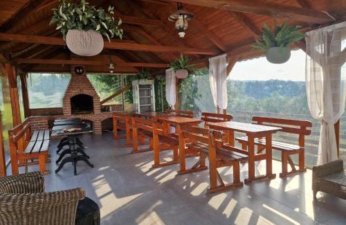 Vadu Crisului Cabine | Pensiunea turistica Retreat Belvedere