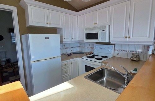 Hunts Point Appartement | Pent House at Hunts Point Beach Cottages