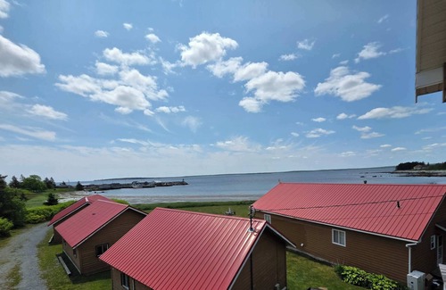Hunts Point Appartement | Pent House at Hunts Point Beach Cottages
