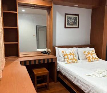 Tha Thaewawong Appartement | Penthouse ศรีราชา วิวทะเล ATHOME SRIRACHA