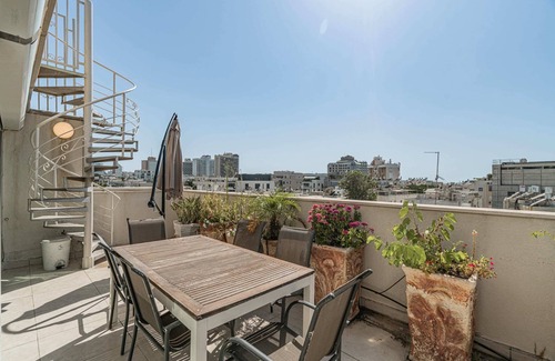 Tel Aviv Appartement | Penthouse 3BR in Ben Yehuda By Holiday Rentals