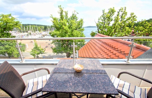 Lauterbach Appartement | Penthouse apartment near the harbor with sea view - Hafenresidenz Lauterbach FeWo 2-7