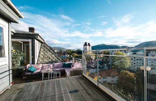Bergenhus Appartement | Penthouse Apartment
