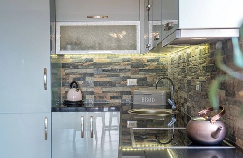 Sarande Appartement | Penthouse Condo in Sarandë with views