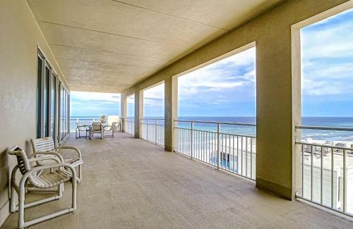 New Smyrna Beach Appartement | Penthouse Condo with wrap around views of the ocean - SR802