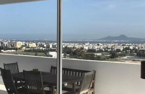 El Menzah 4 Appartement | Penthouse de Luxe à Tunis. Vous allez l'adorer