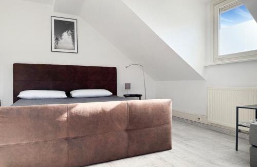Nuertingen Appartement | Penthouse in Nürtingen Platz für 14 Gäste