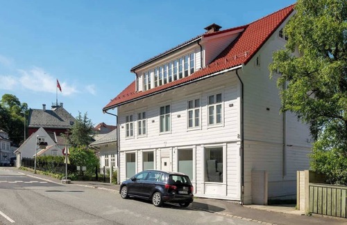 Sandviken Appartement | Penthouse In The Sun - Panoramic Views - Quiet