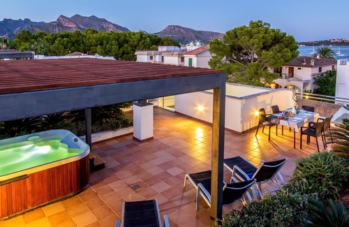 Puerto de Pollensa Appartement | Grenier La Nau avec vue sur la plage