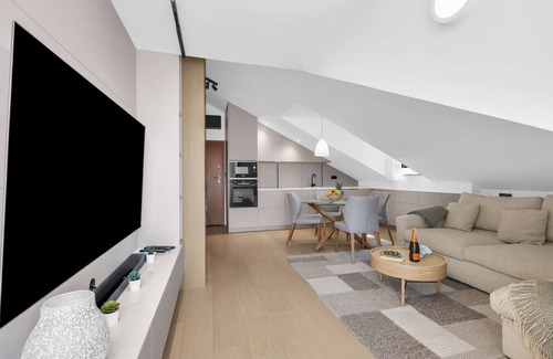 Gorinka Appartement | Penthouse Nikolina-50m to beach!