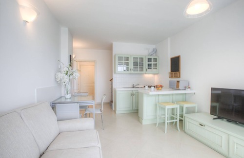 Marina Centro Appartement | Penthouse sur deux étages avec vue magnifique sur la mer et wifi gratuit - Marina Centro