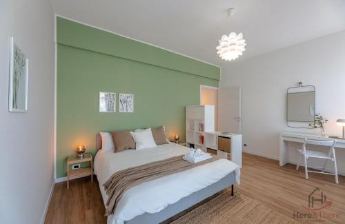 Albisola Superiore Appartement | Penthouse panoramic view - Sea 3min - AC - WiFi