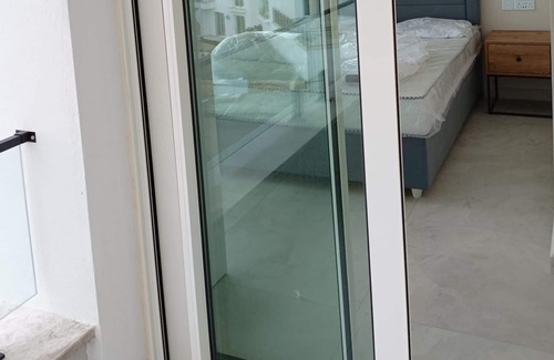 Kalo Chorio Appartement | Penthouse Poseidon happy families & friends sea + mountain view, BBQ, large roof