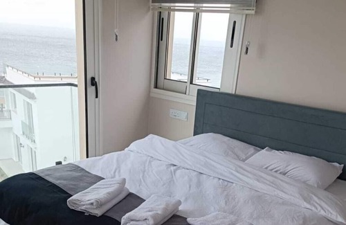 Kalo Chorio Appartement | Penthouse Poseidon happy families & friends sea + mountain view, BBQ, large roof
