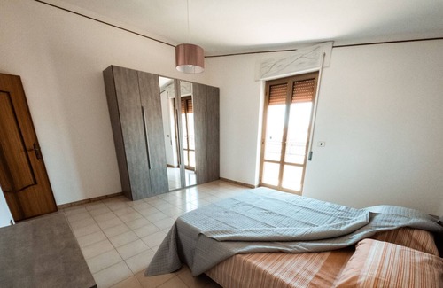 Marina di Strongoli Appartement | Penthouse with sea view terraces