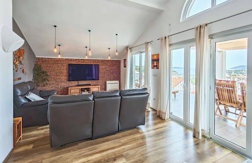 Krizna luka Appartement | PENTHOUSE avec VUE SPECTACULAIRE SUR LA MER