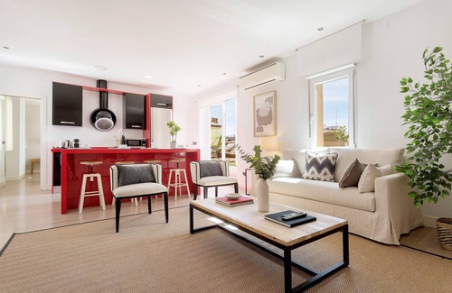Palos de la Frontera Appartement | Penthouse with terrace in Madrid. Delicias II