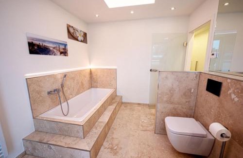 Ahrensburg Appartement | Penthouse-Wohnung I zentral I gute Anbindung