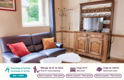 Plogastel-Saint-Germain Maison | Penty breton pour 4 à Plougastel St Germain